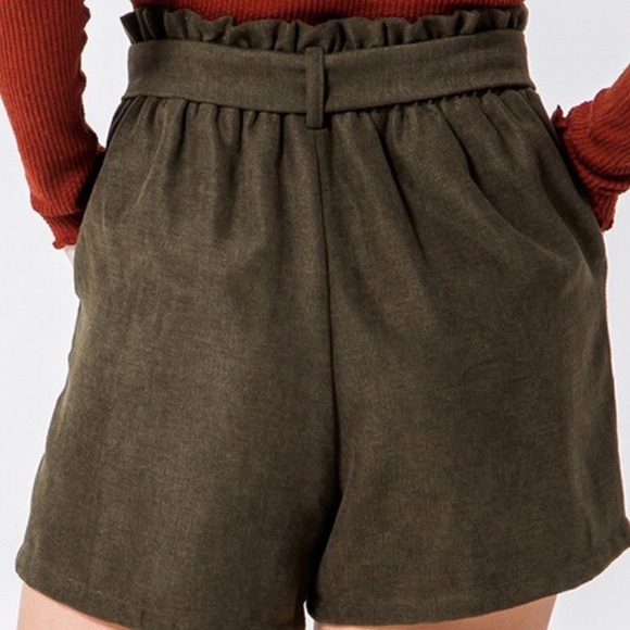 NWT Olive Green Paper bag Shorts - Picture 4 of 5